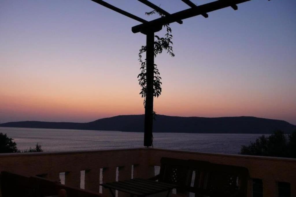 Villa With Breathtaking Views And Private Beach Agios Dimitrios (Alonisos) Exterior foto